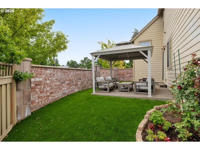 29374 Sw BROWN Rd, Wilsonville, OR 97070