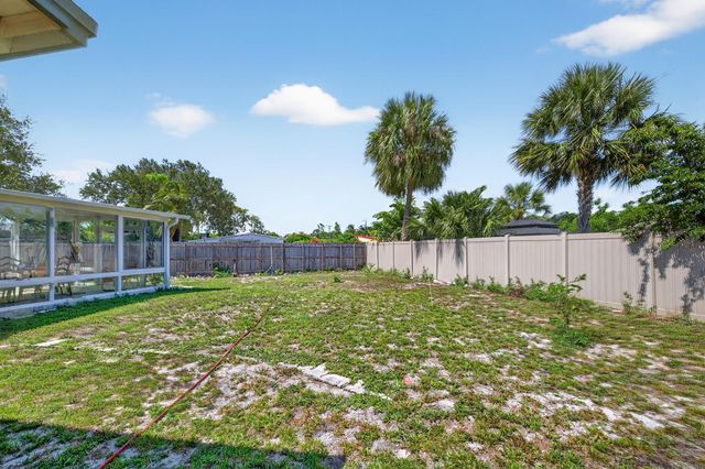 300 SW 25th Ave, Fort Lauderdale, FL 33312