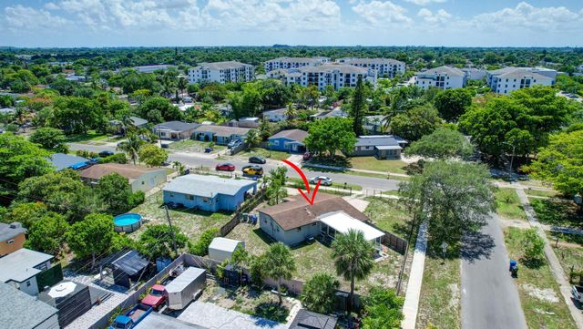 300 SW 25th Ave, Fort Lauderdale, FL 33312