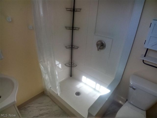 4002 Main Street, Perry, OH 44081