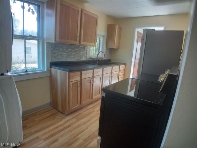 4002 Main Street, Perry, OH 44081