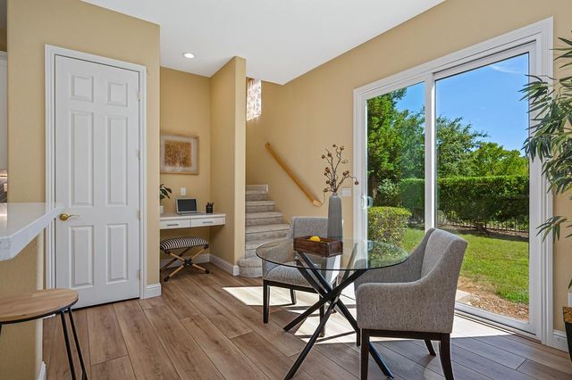 1828 Swinton Dr, Folsom, CA 95630