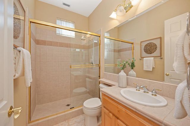 1828 Swinton Dr, Folsom, CA 95630