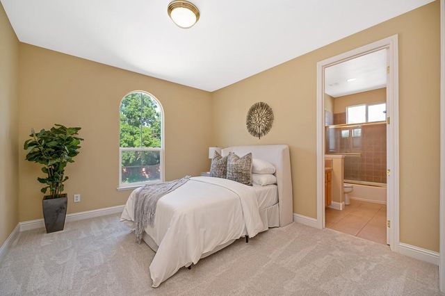 1828 Swinton Dr, Folsom, CA 95630