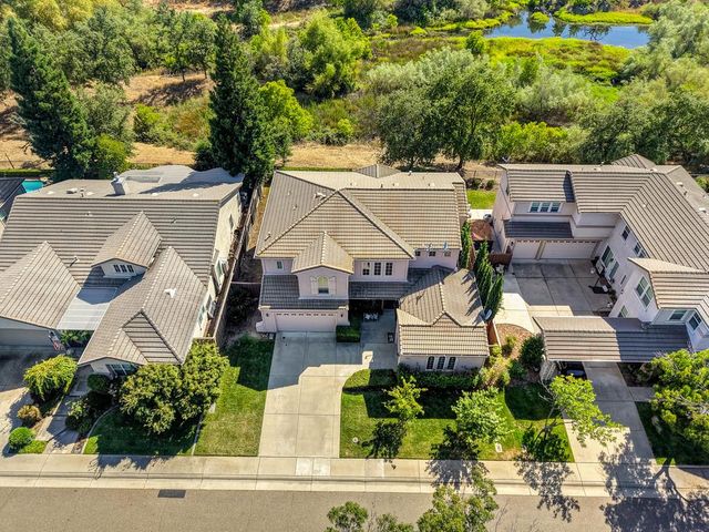 1828 Swinton Dr, Folsom, CA 95630