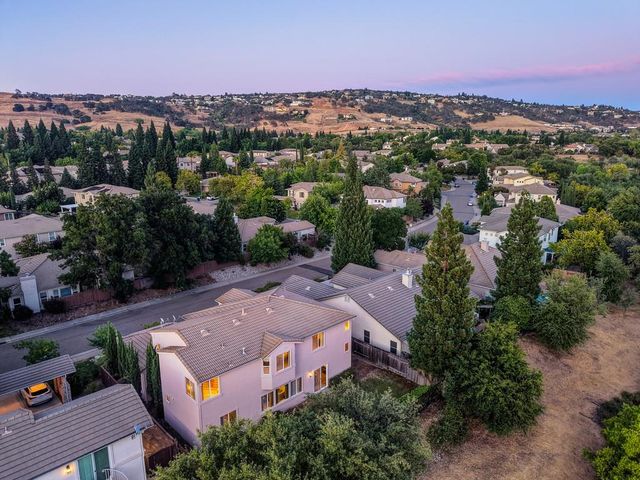 1828 Swinton Dr, Folsom, CA 95630