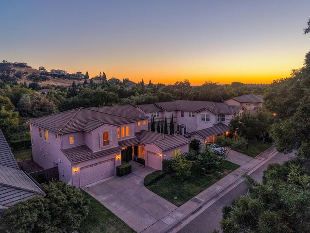 1828 Swinton Dr, Folsom, CA 95630