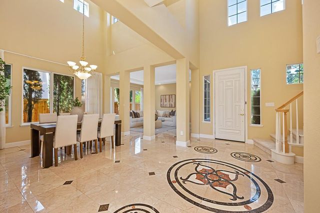 1828 Swinton Dr, Folsom, CA 95630