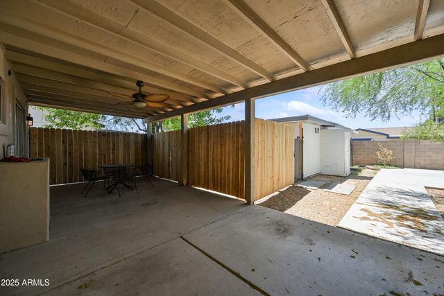 5833 W JOHN CABOT Road, Glendale, AZ 85308