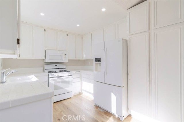 44022 31st Street, Lancaster, CA 93536