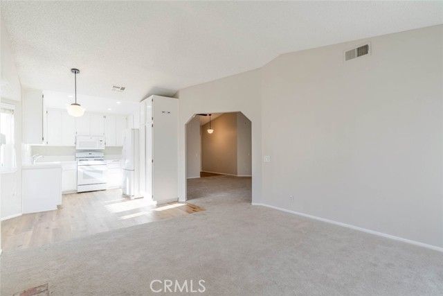 44022 31st Street, Lancaster, CA 93536