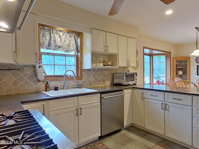 216 Anthony Road, Clifton Park, NY 12065
