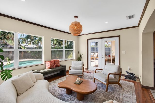 301 SE 8th Avenue, Deerfield Beach, FL 33441