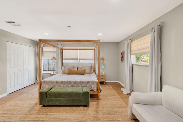 301 SE 8th Avenue, Deerfield Beach, FL 33441