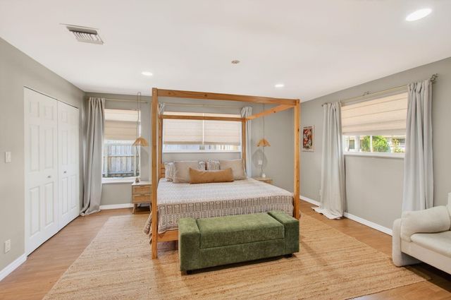 301 SE 8th Avenue, Deerfield Beach, FL 33441