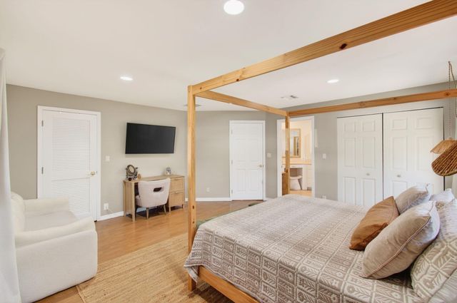 301 SE 8th Avenue, Deerfield Beach, FL 33441