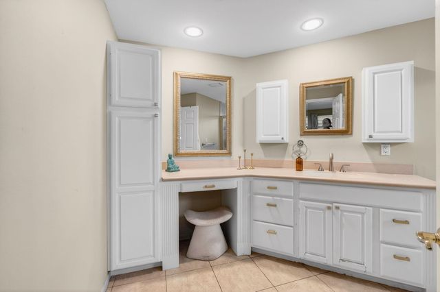 301 SE 8th Avenue, Deerfield Beach, FL 33441