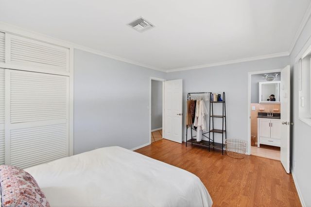 301 SE 8th Avenue, Deerfield Beach, FL 33441