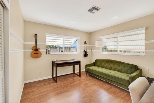 301 SE 8th Avenue, Deerfield Beach, FL 33441