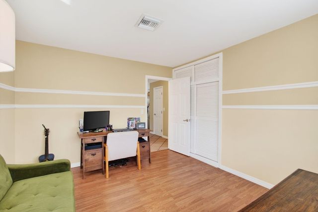 301 SE 8th Avenue, Deerfield Beach, FL 33441