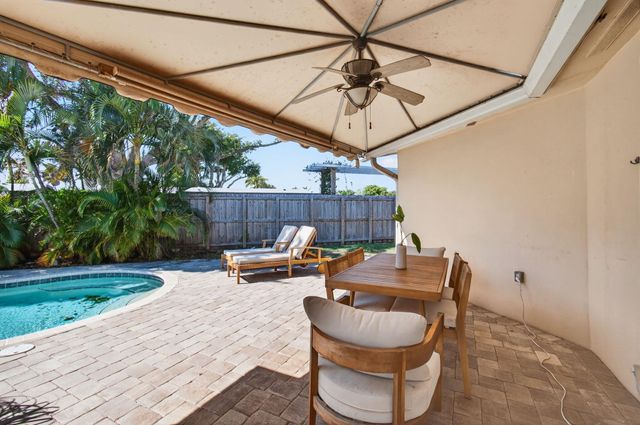 301 SE 8th Avenue, Deerfield Beach, FL 33441