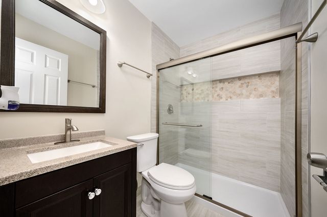 1303 N Baldwin Court 2D, Palatine, IL 60074