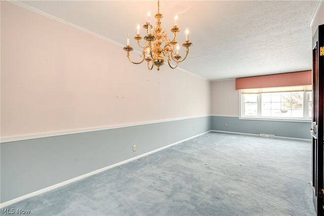 6366 Dunfield Drive, Mayfield Heights, OH 44124