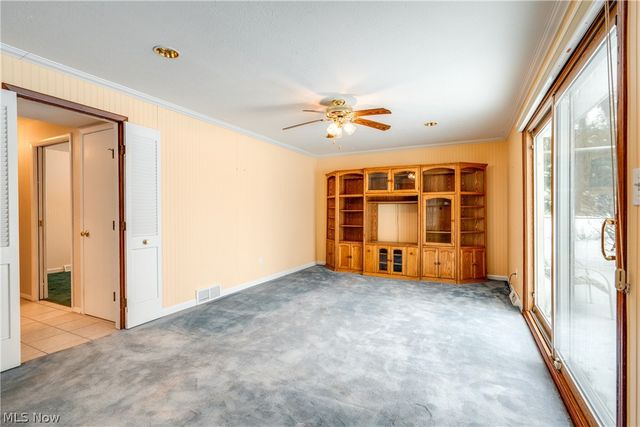 6366 Dunfield Drive, Mayfield Heights, OH 44124