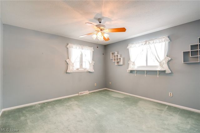 6366 Dunfield Drive, Mayfield Heights, OH 44124