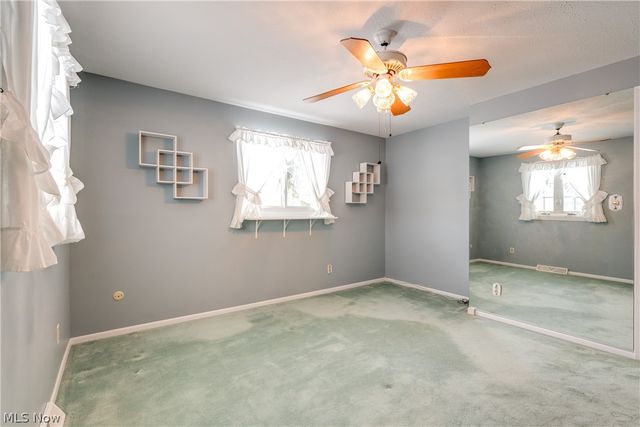 6366 Dunfield Drive, Mayfield Heights, OH 44124