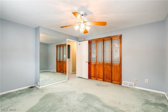 6366 Dunfield Drive, Mayfield Heights, OH 44124