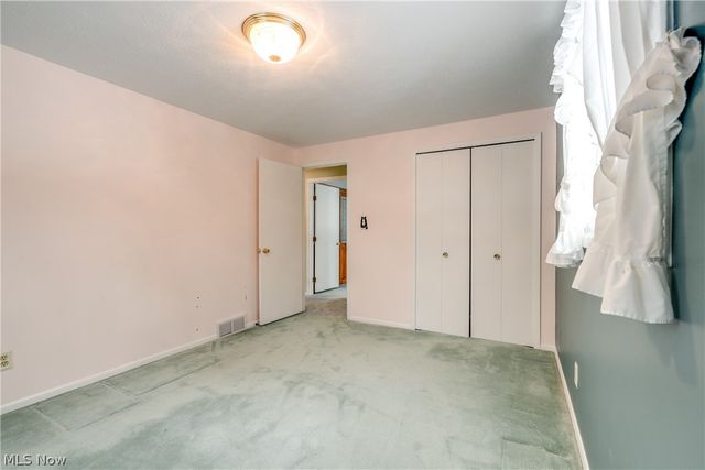 6366 Dunfield Drive, Mayfield Heights, OH 44124