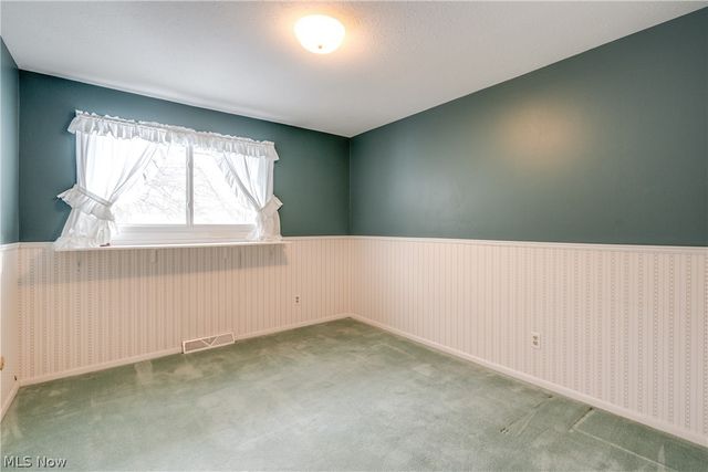 6366 Dunfield Drive, Mayfield Heights, OH 44124