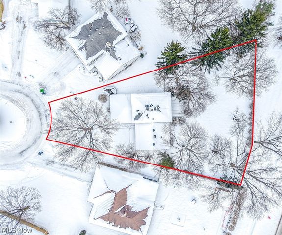 6366 Dunfield Drive, Mayfield Heights, OH 44124