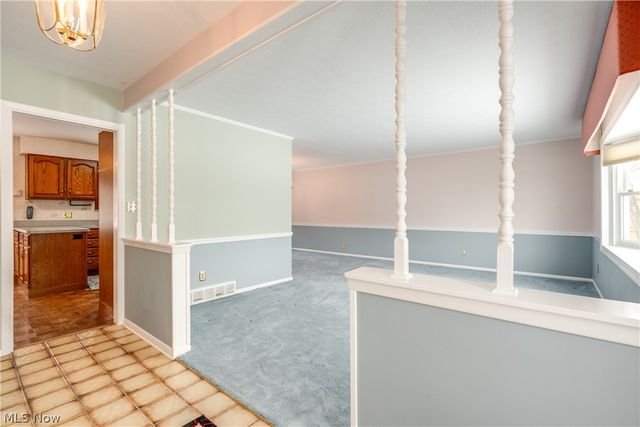 6366 Dunfield Drive, Mayfield Heights, OH 44124