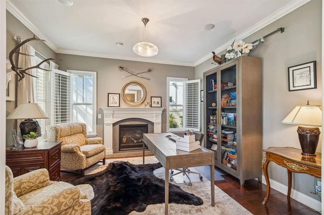 2907 W HAWTHORNE ROAD, Tampa, FL 33611