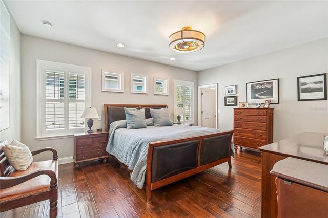 2907 W HAWTHORNE ROAD, Tampa, FL 33611