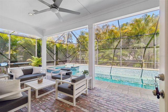 2907 W HAWTHORNE ROAD, Tampa, FL 33611