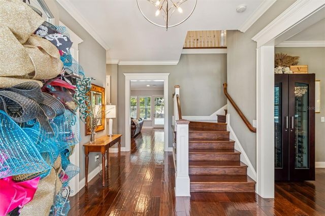 2907 W HAWTHORNE ROAD, Tampa, FL 33611