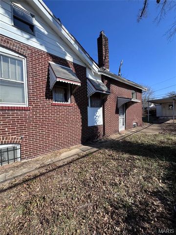 1200 Gruner Place, Pagedale, MO 63133