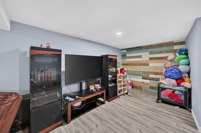 29875 Tealwood Drive, Elkhart, IN 46514