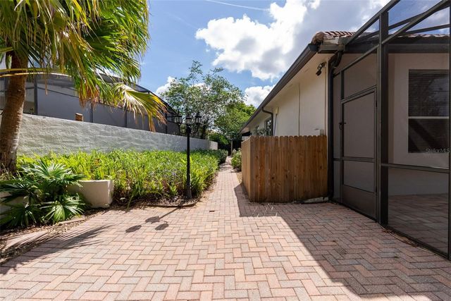 8502 VERESE COURT, Orlando, FL 32836