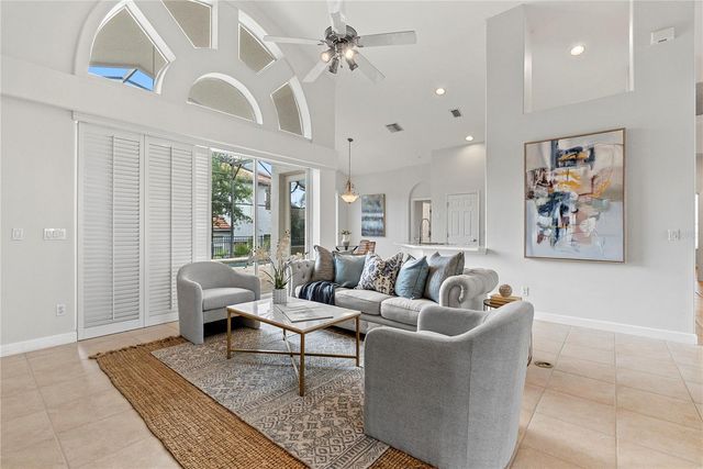 8502 VERESE COURT, Orlando, FL 32836