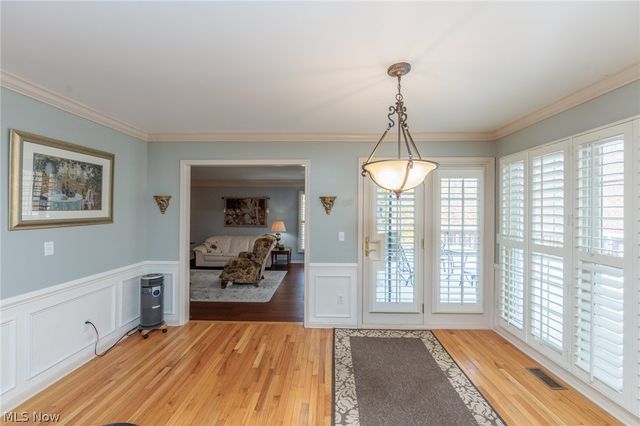 19475 Cavendish Court, North Royalton, OH 44133