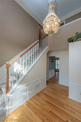 19475 Cavendish Court, North Royalton, OH 44133