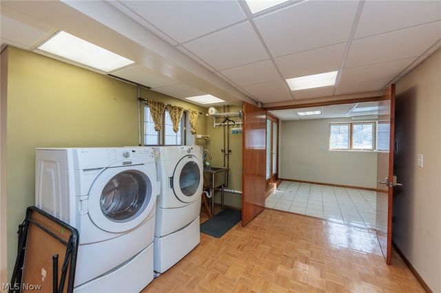 19475 Cavendish Court, North Royalton, OH 44133