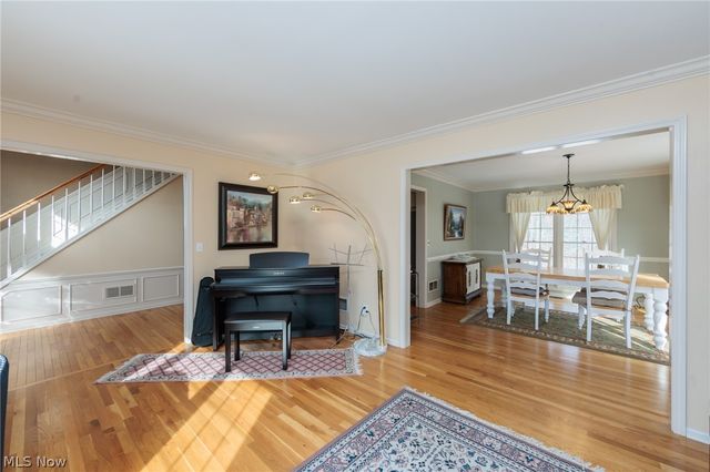 19475 Cavendish Court, North Royalton, OH 44133