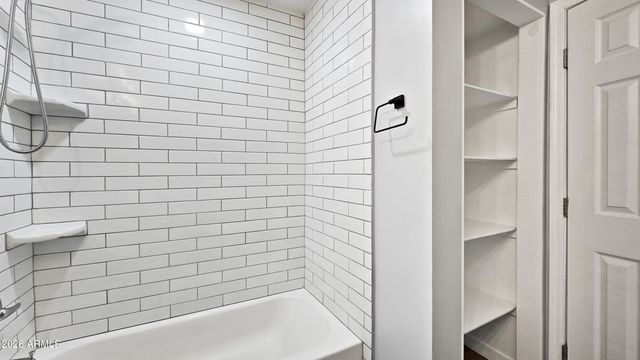 6739 N 16TH Street 14, Phoenix, AZ 85016