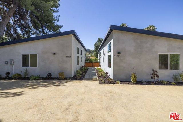 22320 Itasca Street, Chatsworth, CA 91311