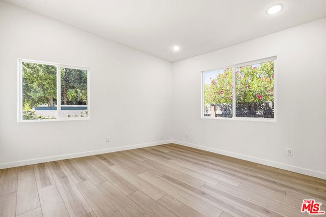 22320 Itasca Street, Chatsworth, CA 91311